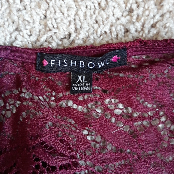 Burgundy overdress - Picture 3 of 3